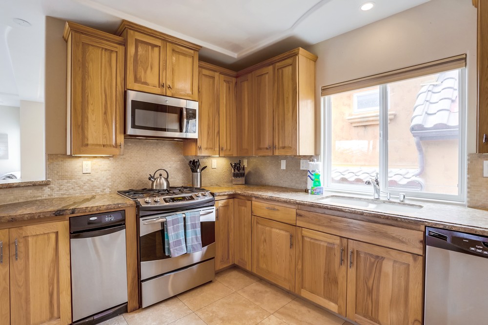 Virtual tour photo 13 of 40 for 754 Devon Ct