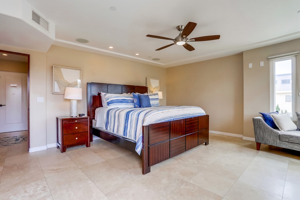 Virtual tour photo 21 of 40 for 754 Devon Ct