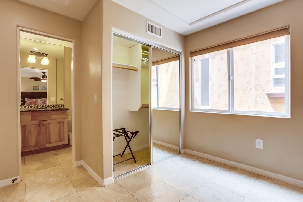 Virtual tour photo 31 of 40 for 754 Devon Ct