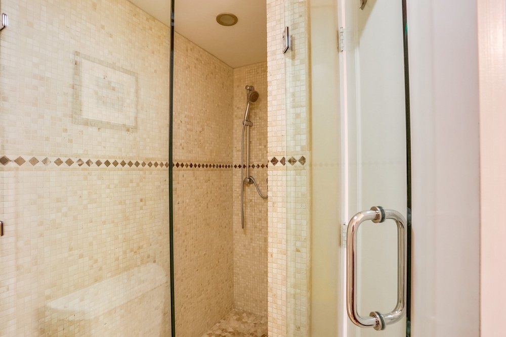 Virtual tour photo 38 of 40 for 754 Devon Ct