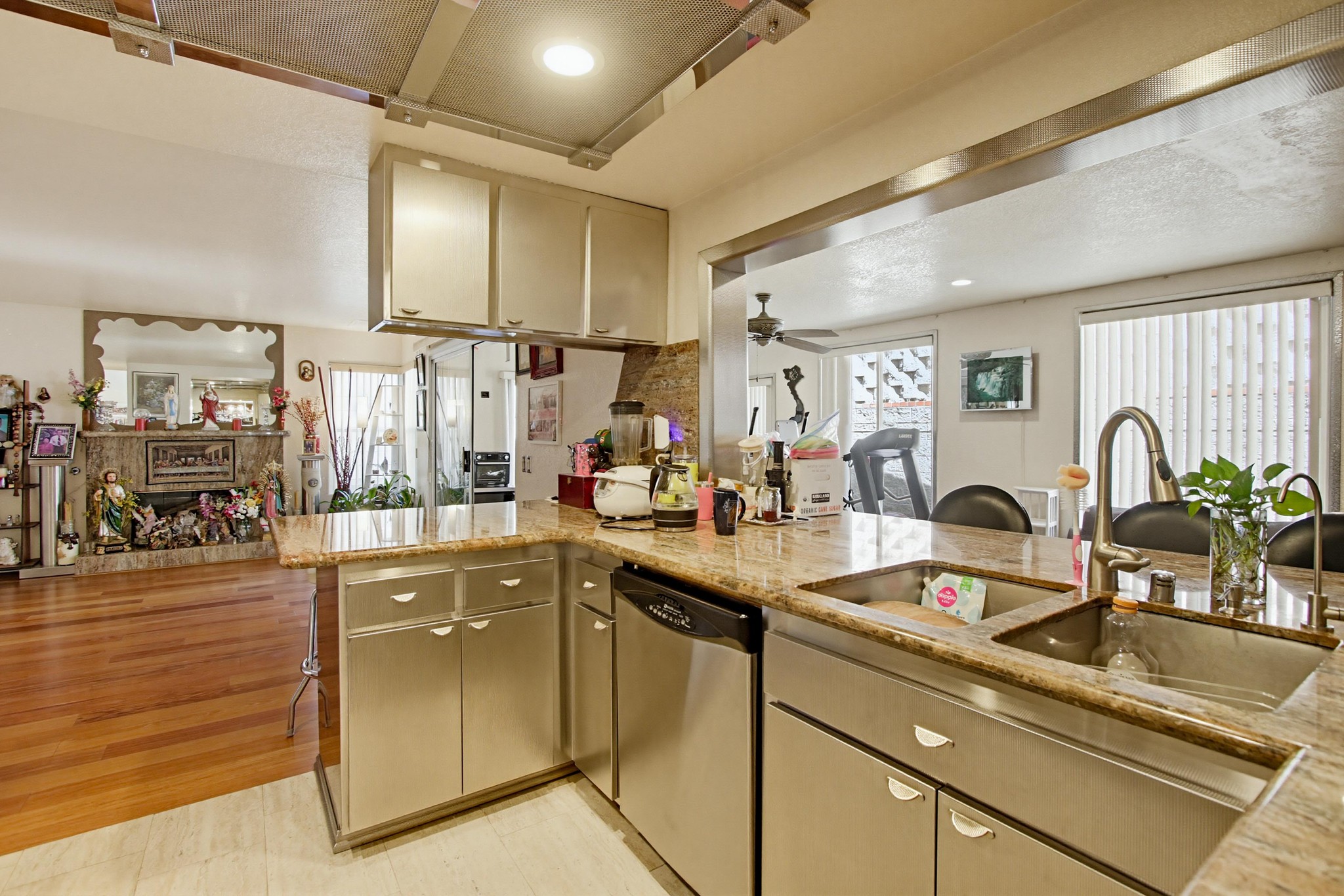 Virtual tour photo 22 of 59 for 7544 Easthill Dr