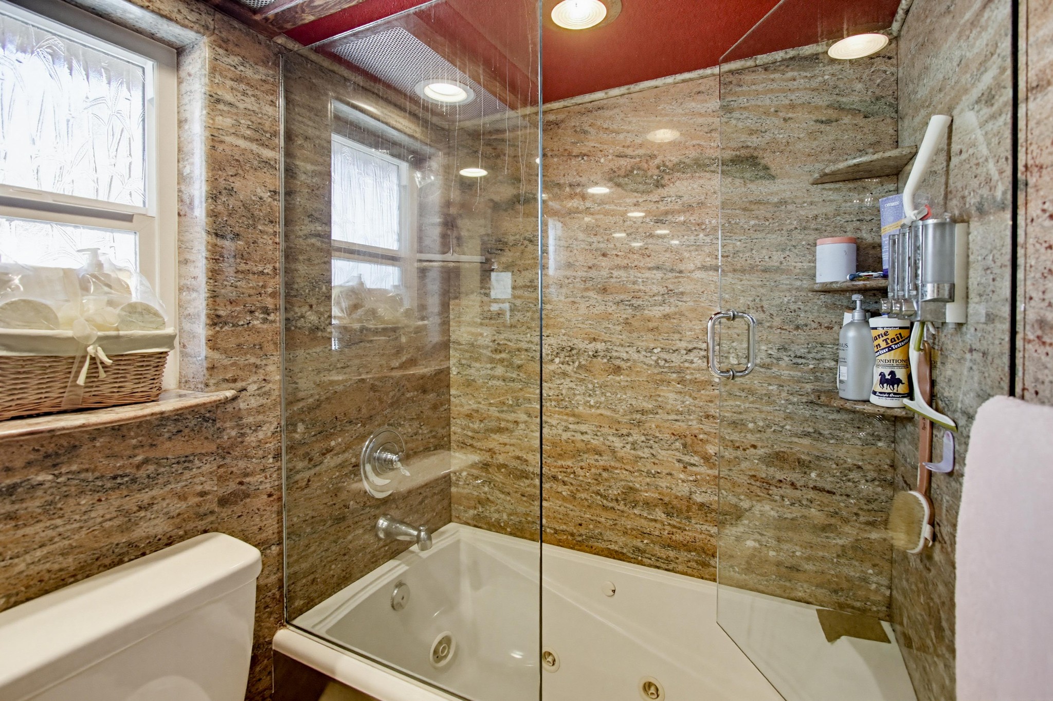 Virtual tour photo 34 of 59 for 7544 Easthill Dr