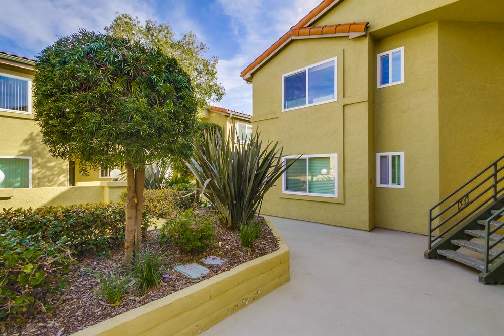 Virtual tour photo 5 of 36 for 7545 Charmant Dr #1316