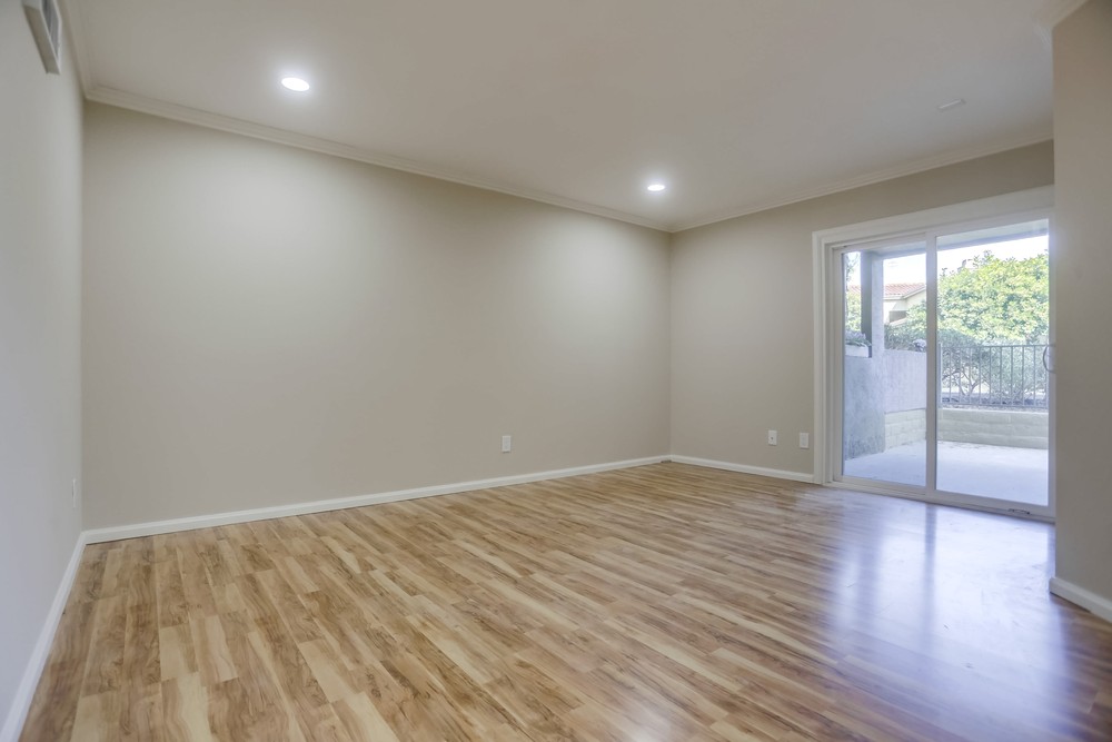 Virtual tour photo 7 of 37 for 7545 Charmant Dr UNIT 1205