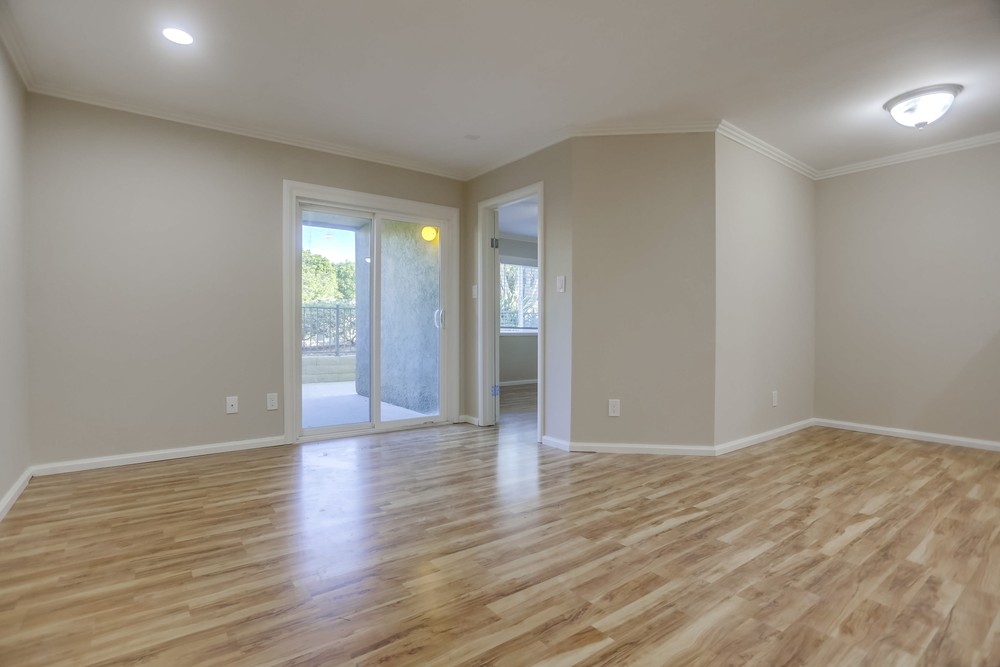 Virtual tour photo 8 of 37 for 7545 Charmant Dr UNIT 1205