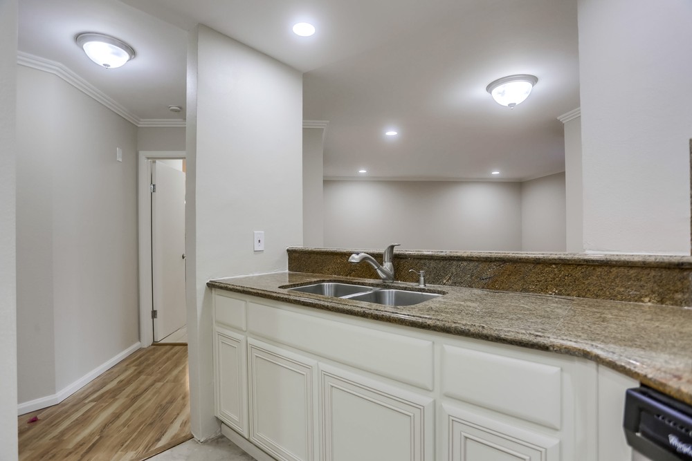 Virtual tour photo 17 of 37 for 7545 Charmant Dr UNIT 1205