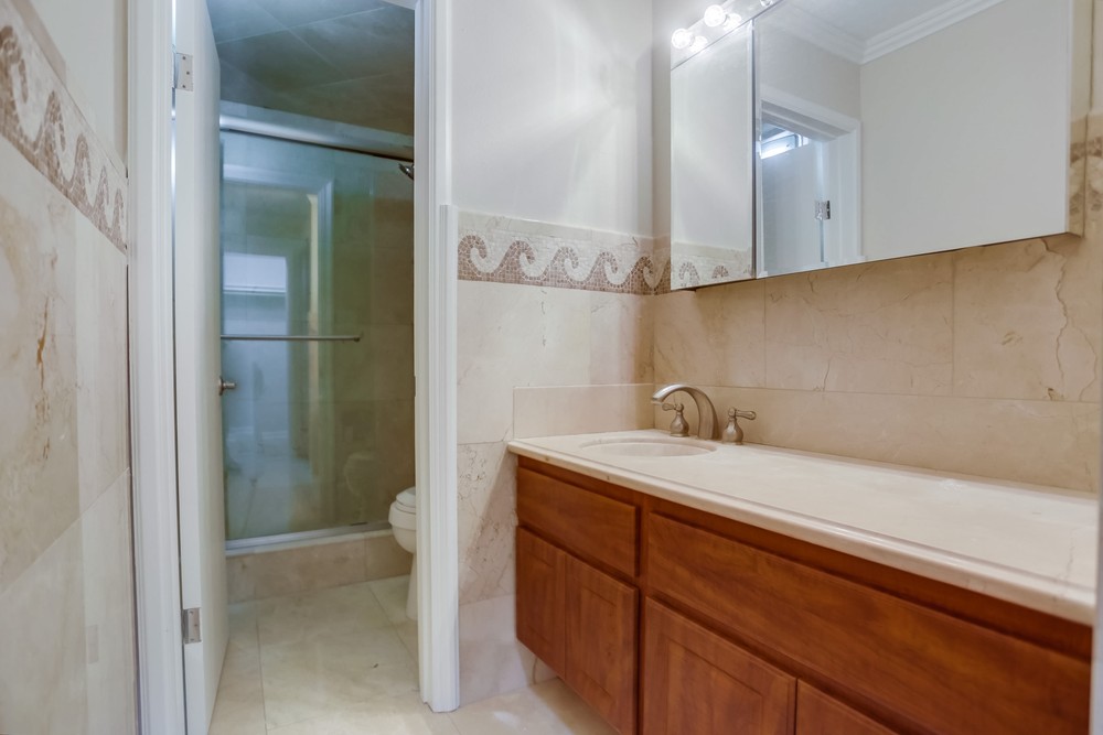 Virtual tour photo 21 of 37 for 7545 Charmant Dr UNIT 1205