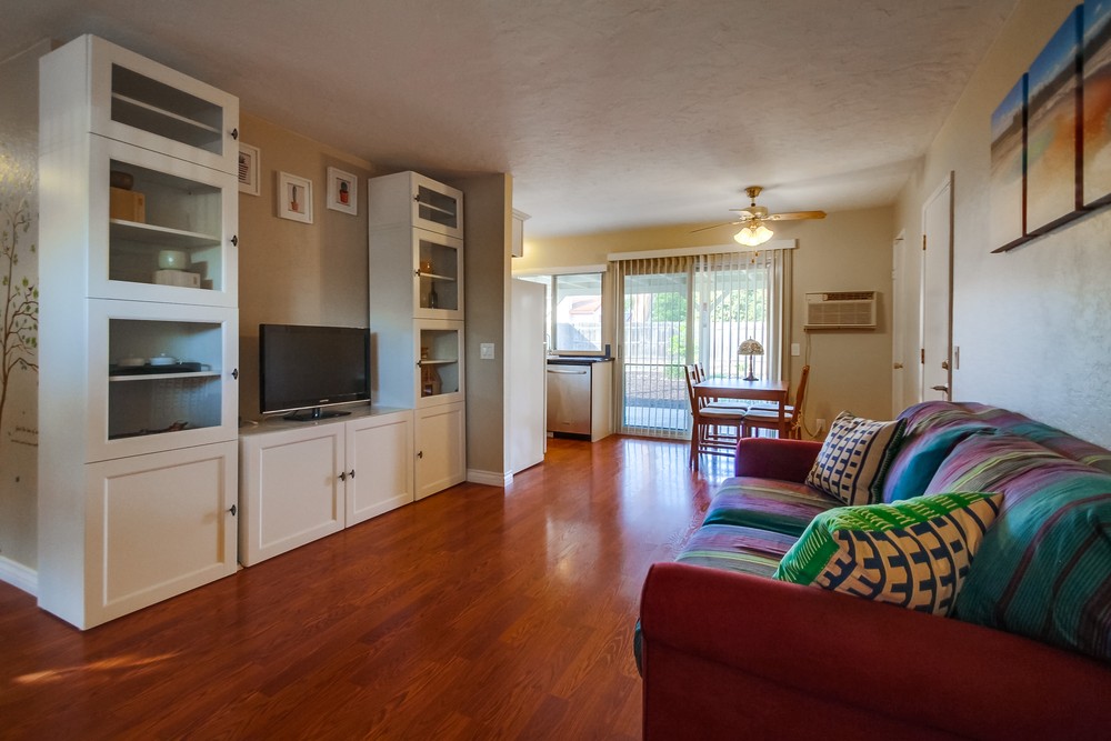 Virtual tour photo 5 of 40 for 7546 Windsong Rd