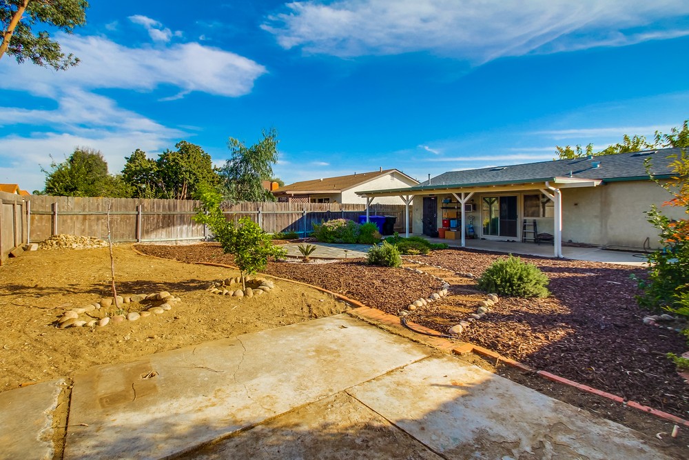 Virtual tour photo 33 of 40 for 7546 Windsong Rd