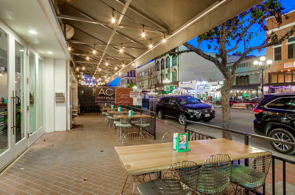 Virtual tour photo 10 of 88 for 755 Fifth Ave