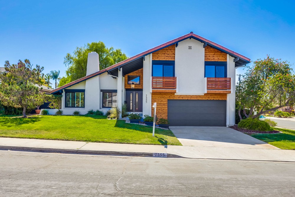 Virtual tour photo 1 of 63 for 7555 Lake Ree Ave
