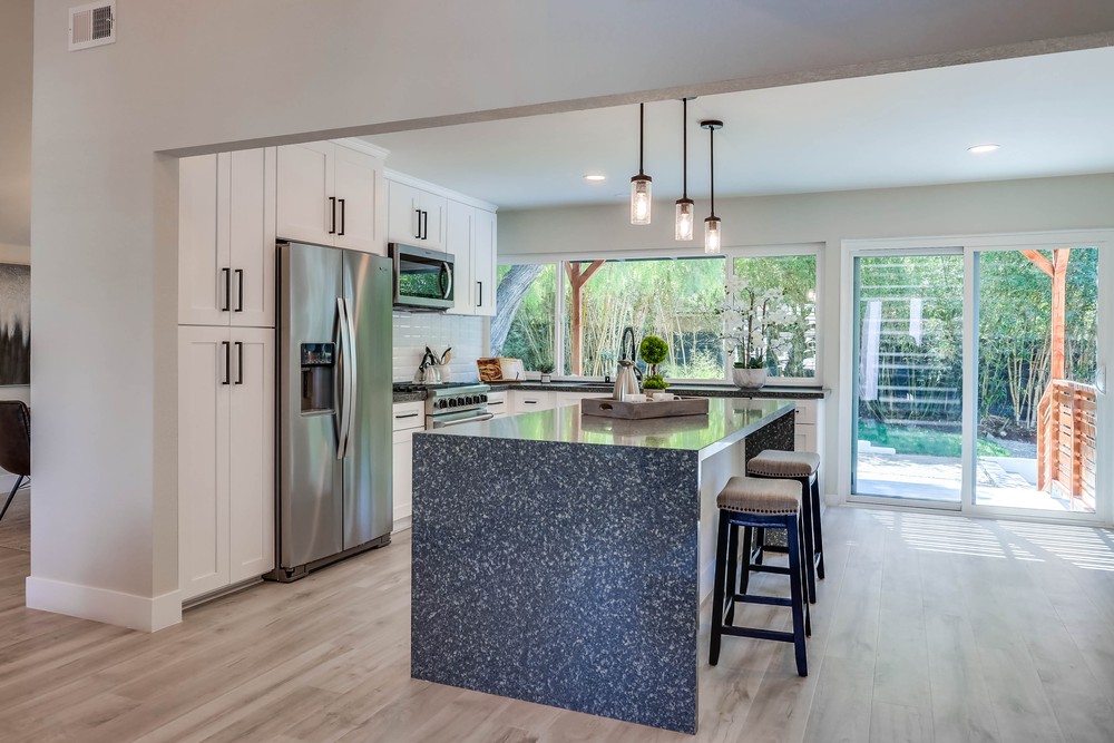 Virtual tour photo 16 of 63 for 7555 Lake Ree Ave