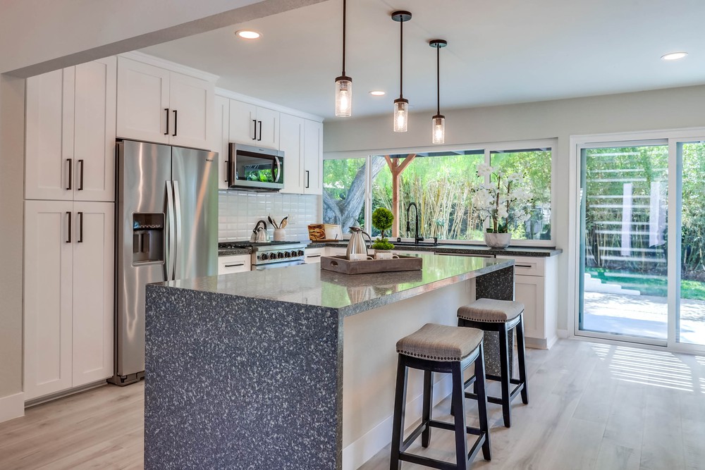 Virtual tour photo 17 of 63 for 7555 Lake Ree Ave