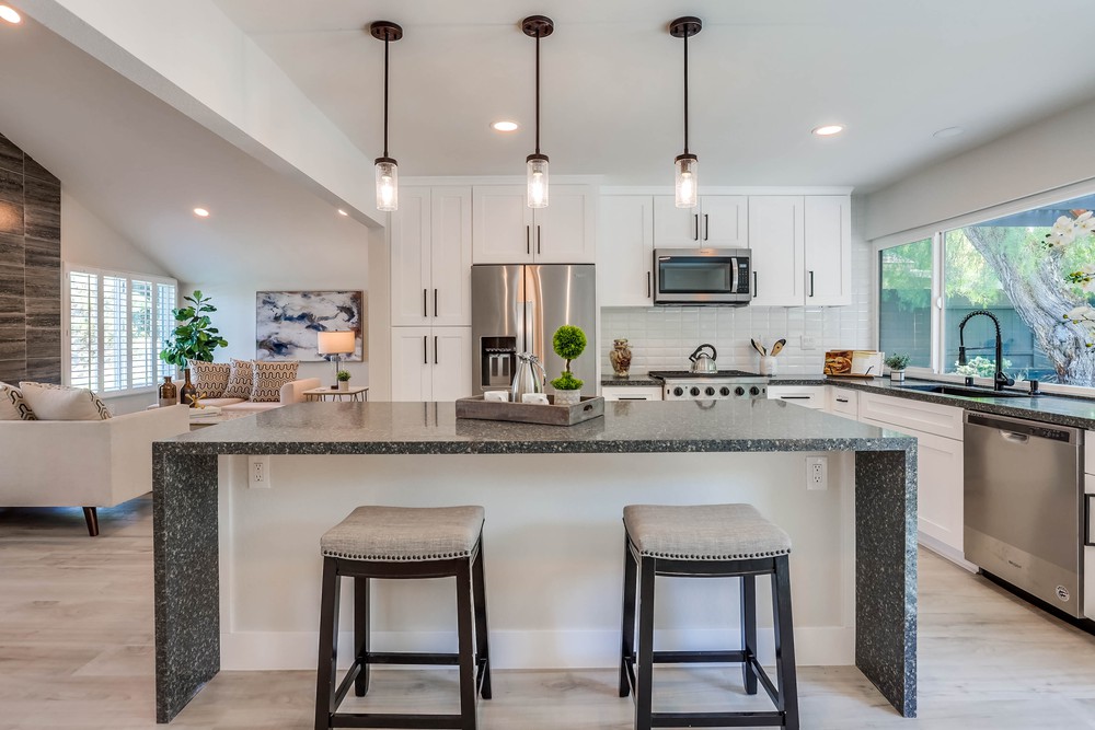 Virtual tour photo 20 of 63 for 7555 Lake Ree Ave