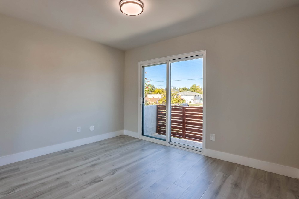 Virtual tour photo 39 of 63 for 7555 Lake Ree Ave