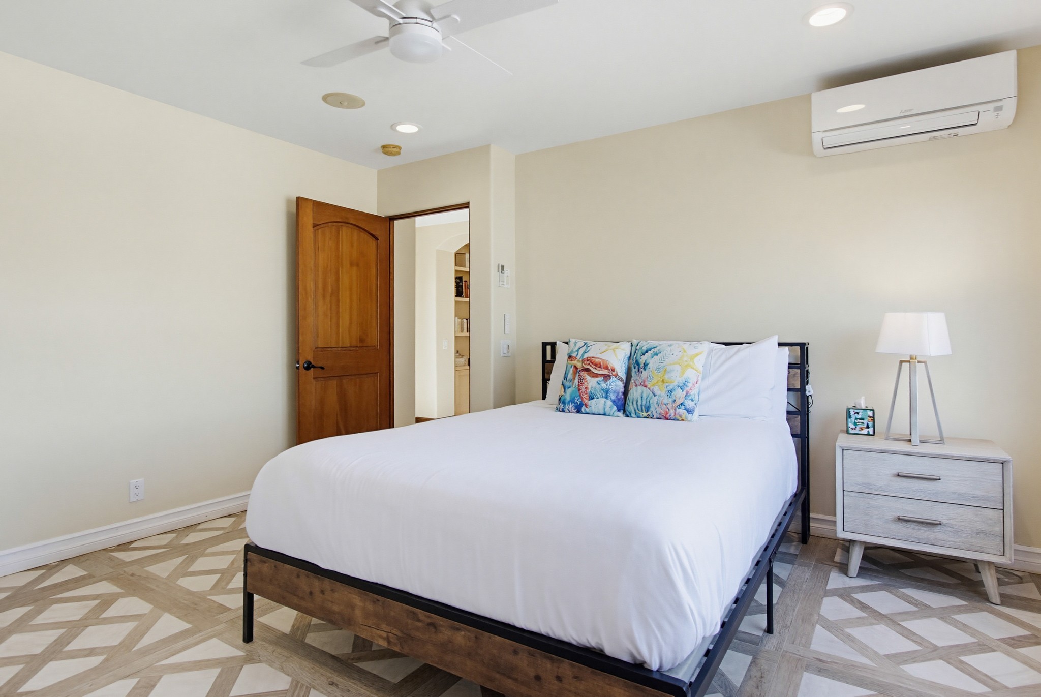 Virtual tour photo 47 of 106 for 756 Jamaica Ct