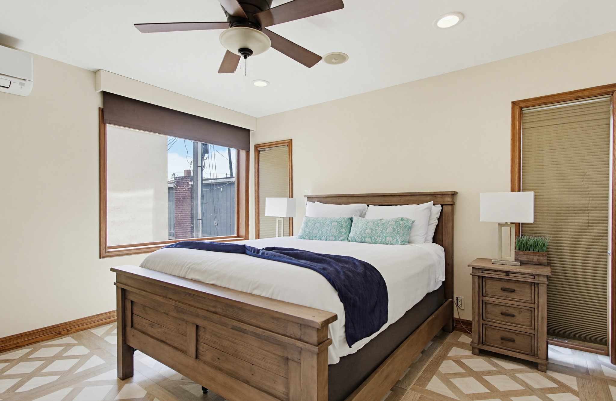 Virtual tour photo 60 of 106 for 756 Jamaica Ct