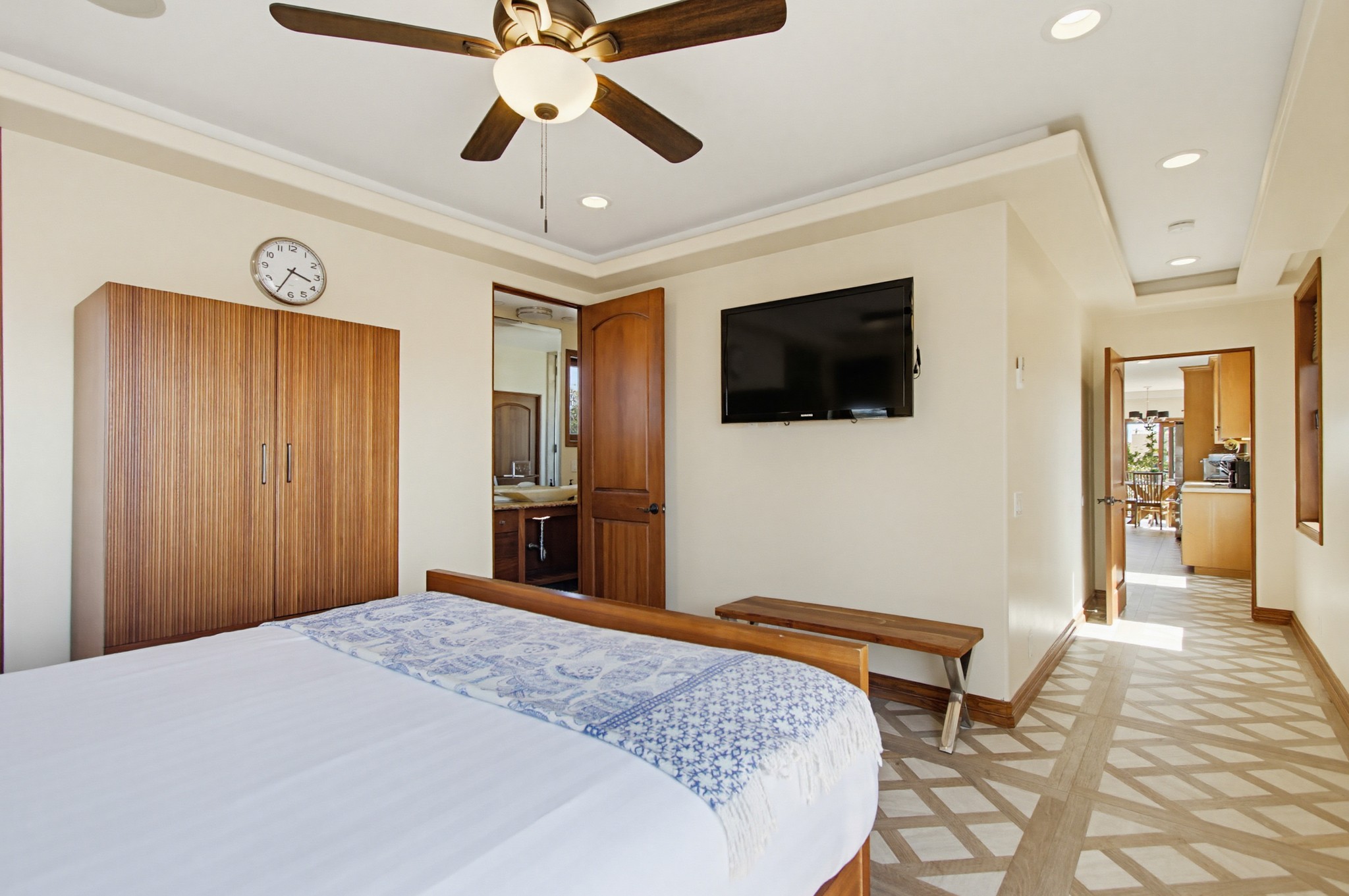 Virtual tour photo 72 of 106 for 756 Jamaica Ct
