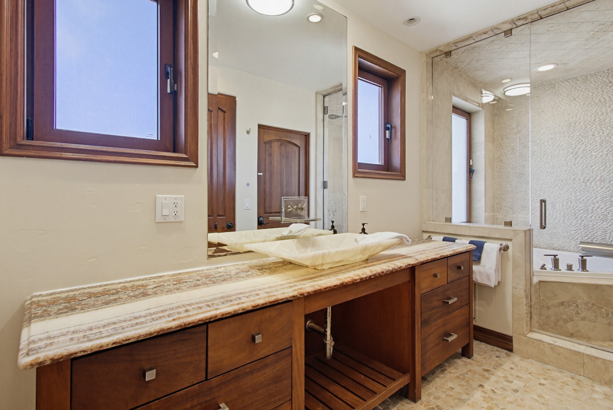Virtual tour photo 75 of 106 for 756 Jamaica Ct