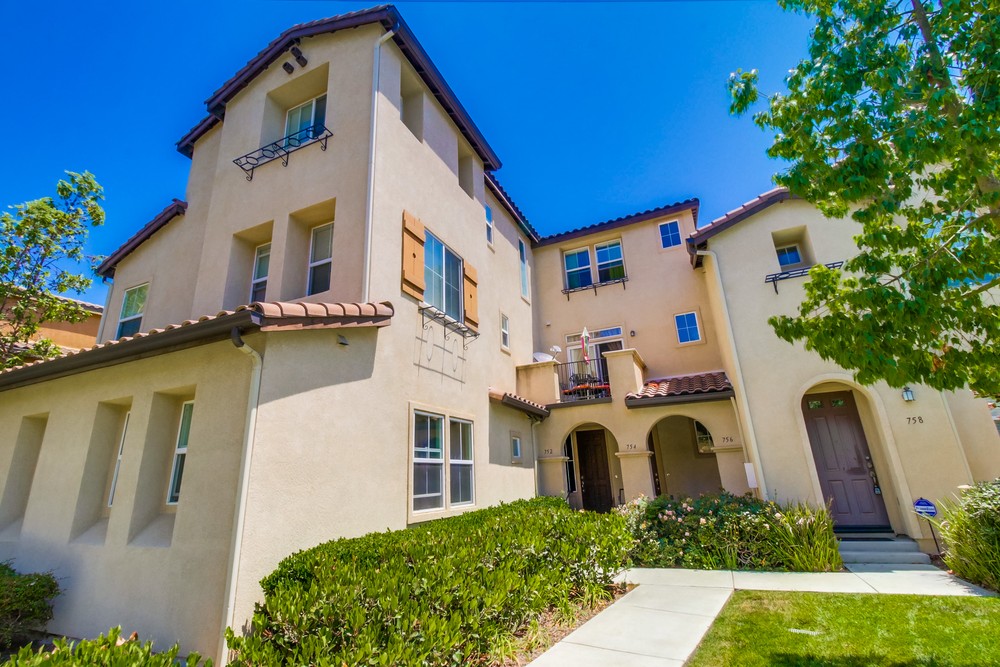 Virtual tour photo 1 of 37 for 756 Portside Pl