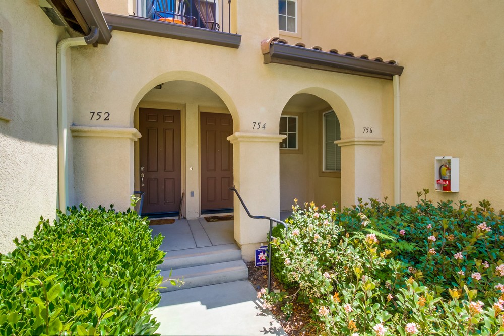Virtual tour photo 4 of 37 for 756 Portside Pl
