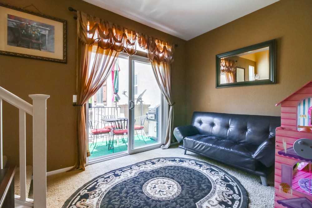 Virtual tour photo 17 of 37 for 756 Portside Pl