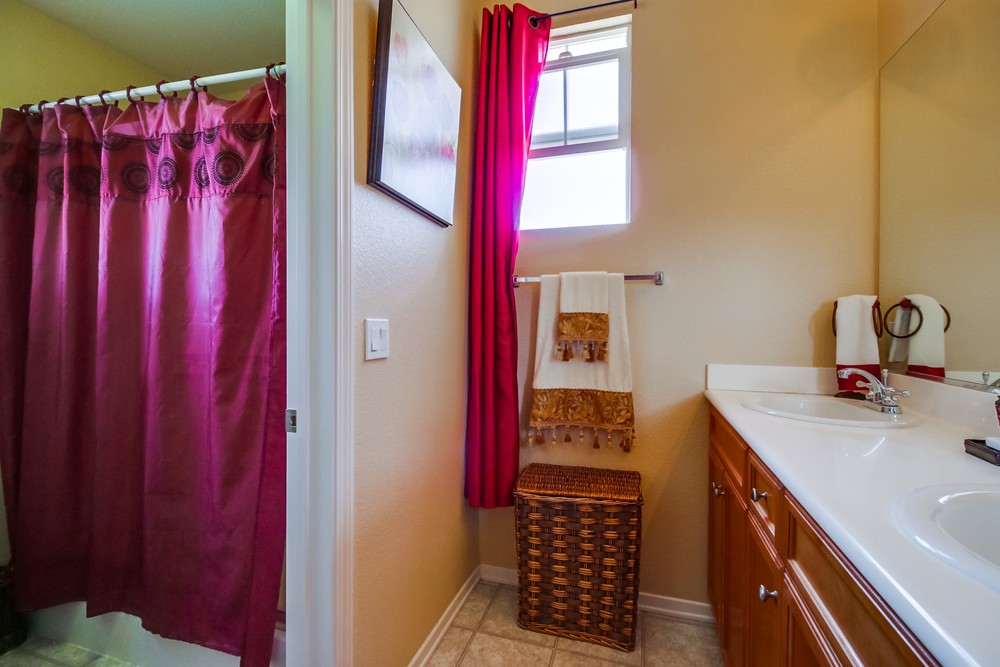 Virtual tour photo 26 of 37 for 756 Portside Pl