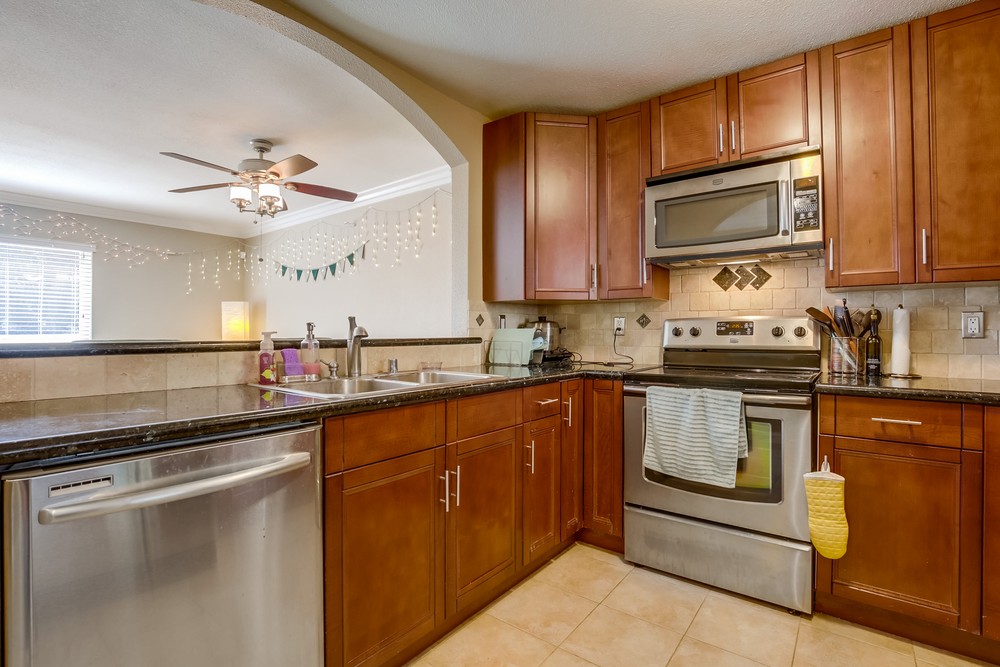 Virtual tour photo 14 of 36 for 7565 Charmant Dr #609