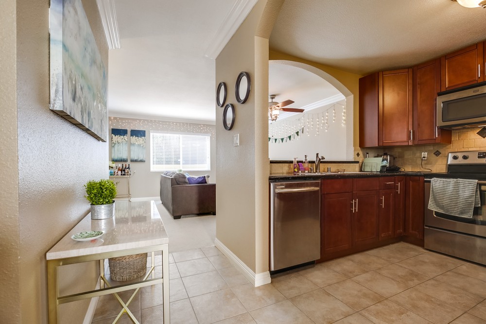 Virtual tour photo 18 of 36 for 7565 Charmant Dr #609