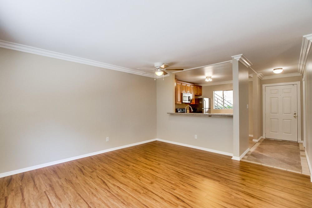 Virtual tour photo 8 of 35 for 7565 Charmant Drive #309