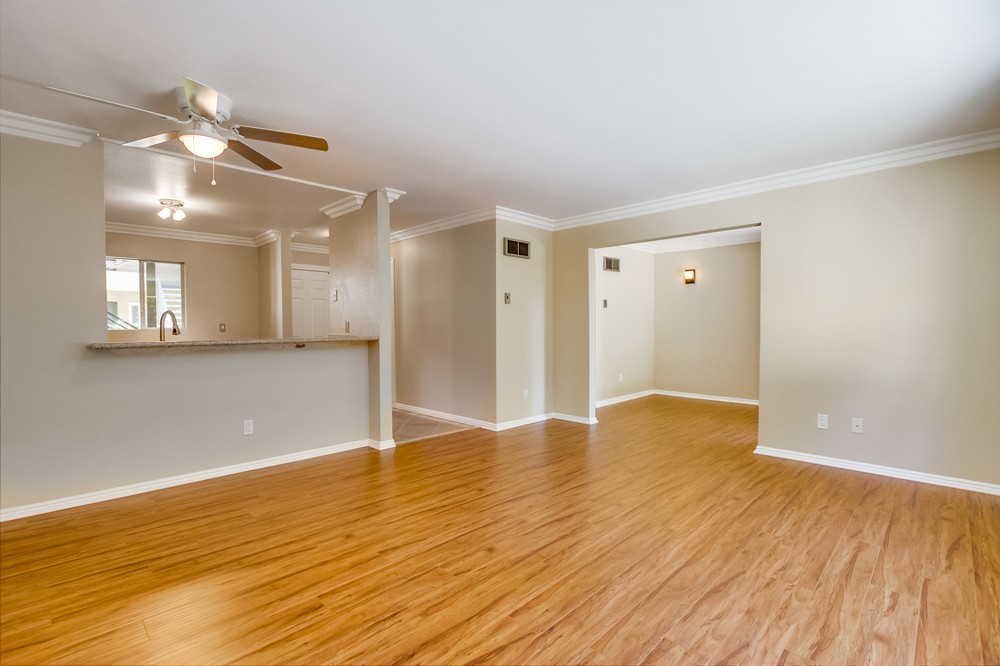 Virtual tour photo 9 of 35 for 7565 Charmant Drive #309