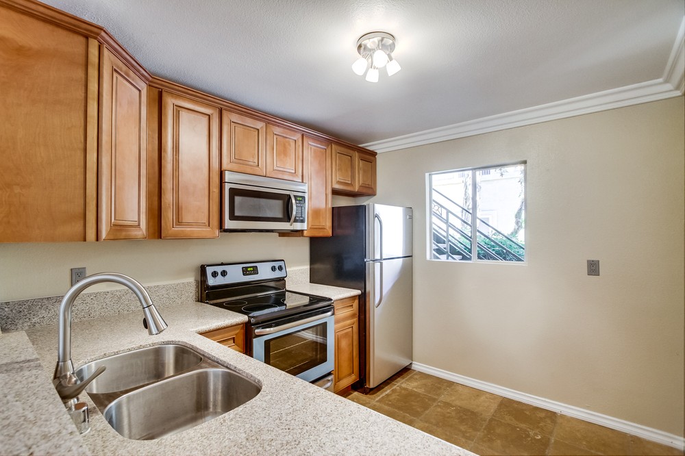 Virtual tour photo 11 of 35 for 7565 Charmant Drive #309