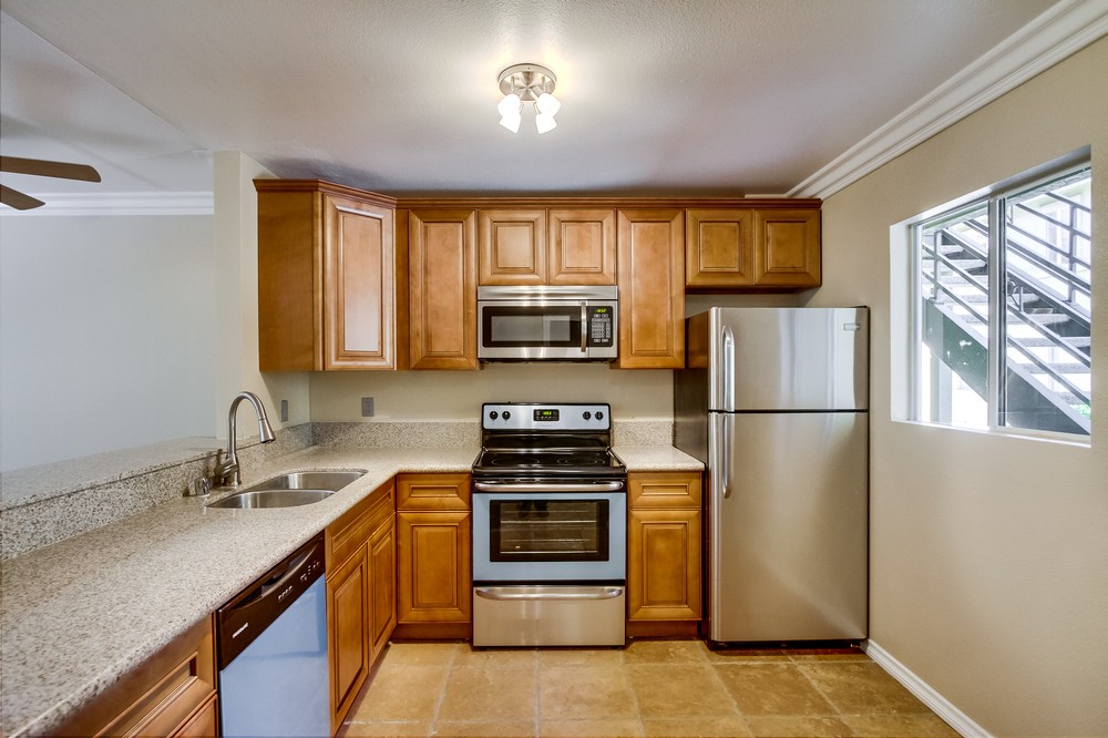 Virtual tour photo 12 of 35 for 7565 Charmant Drive #309
