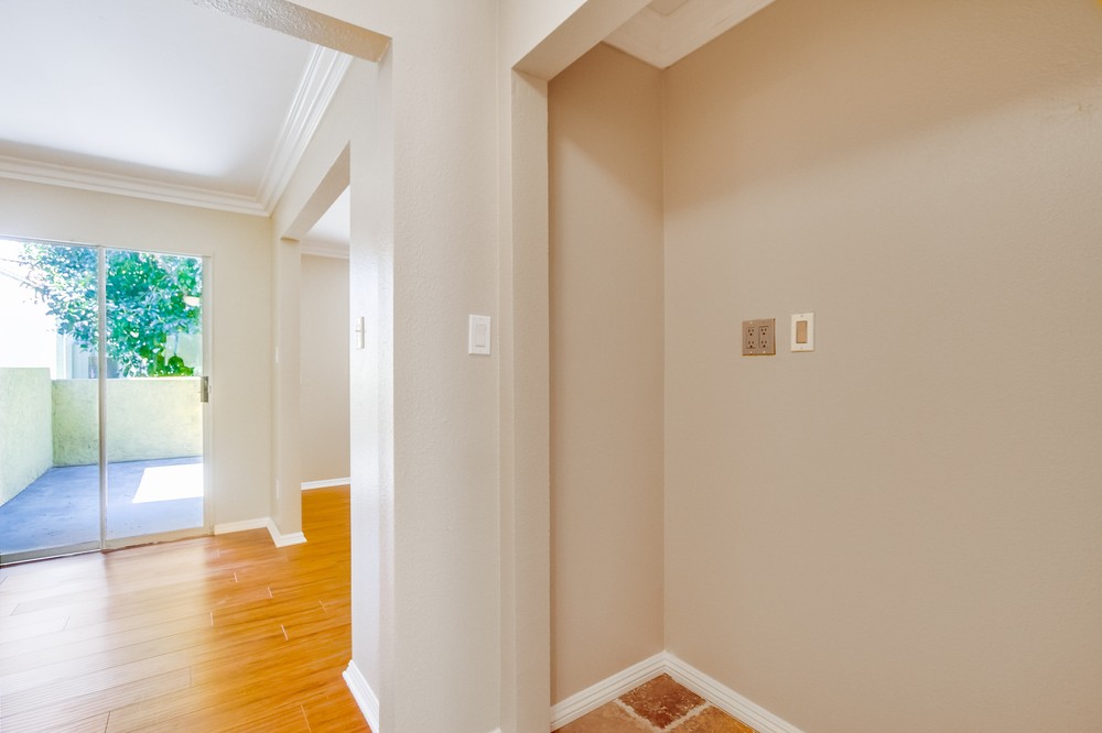 Virtual tour photo 16 of 35 for 7565 Charmant Drive #309