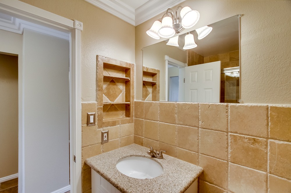Virtual tour photo 19 of 35 for 7565 Charmant Drive #309