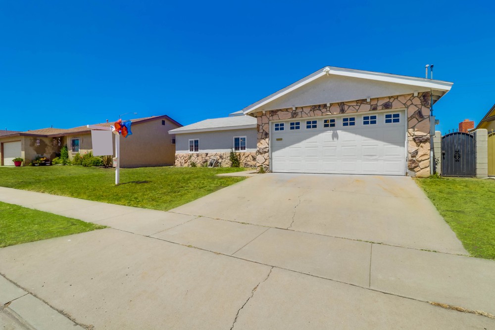 Virtual tour photo 4 of 47 for 7566 Prairie Mound Way