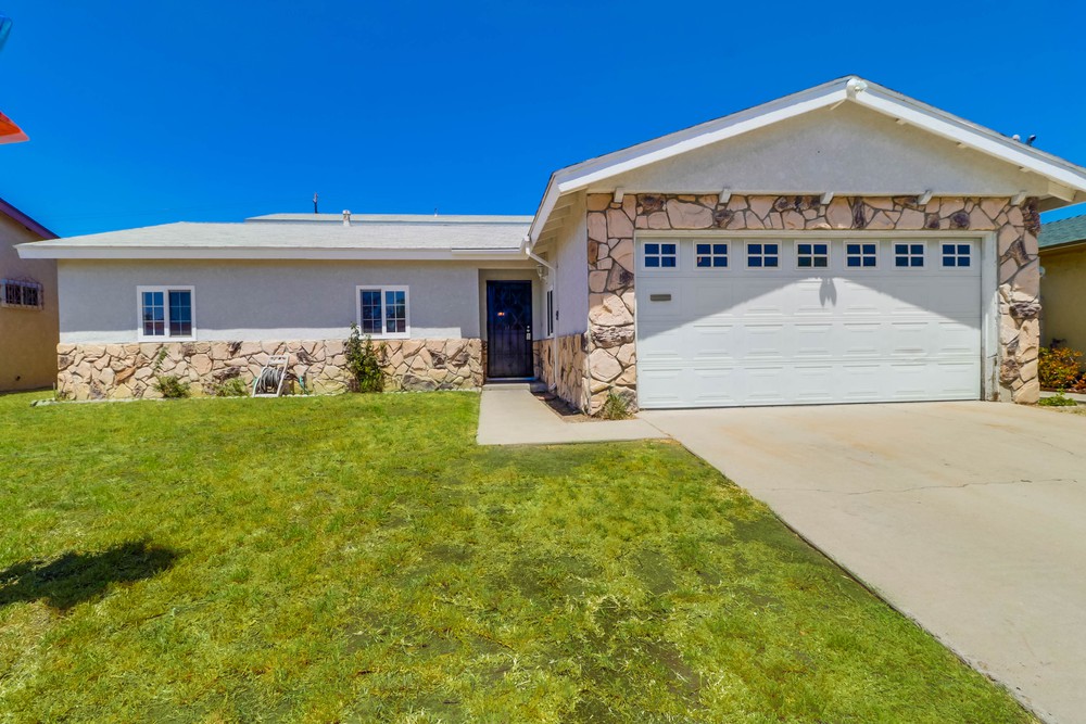 Virtual tour photo 5 of 47 for 7566 Prairie Mound Way