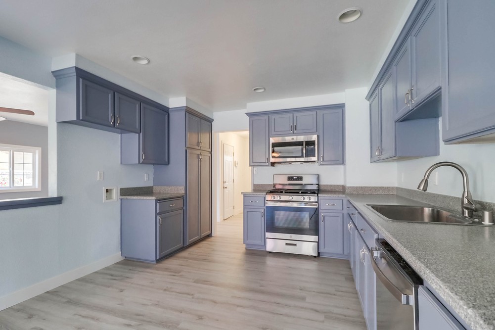 Virtual tour photo 13 of 47 for 7566 Prairie Mound Way