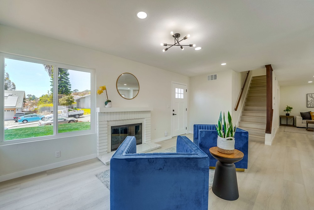 Virtual tour photo 7 of 68 for 7573 Gayneswood Way