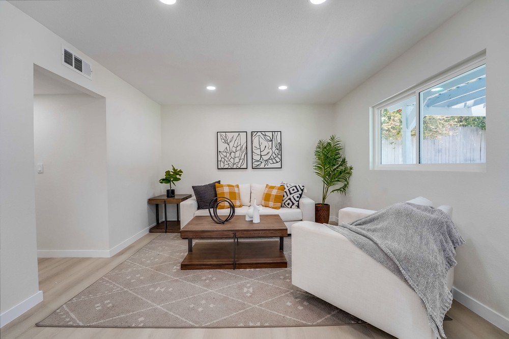 Virtual tour photo 27 of 68 for 7573 Gayneswood Way