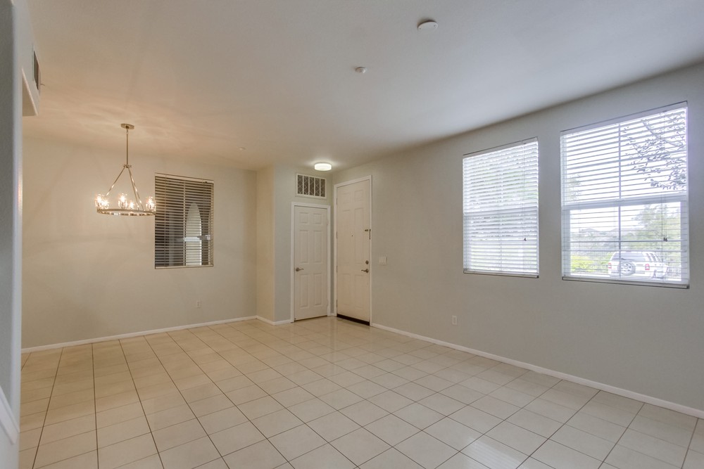 Virtual tour photo 10 of 33 for 758 Castaway Cove