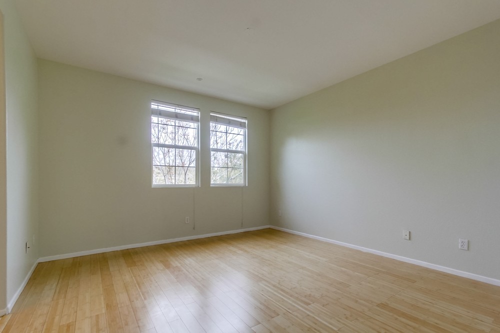 Virtual tour photo 21 of 33 for 758 Castaway Cove