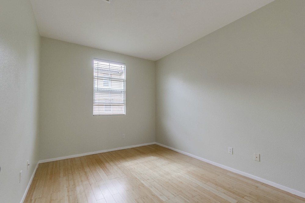 Virtual tour photo 27 of 33 for 758 Castaway Cove