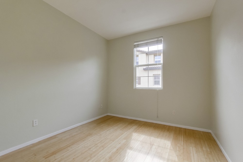 Virtual tour photo 29 of 33 for 758 Castaway Cove