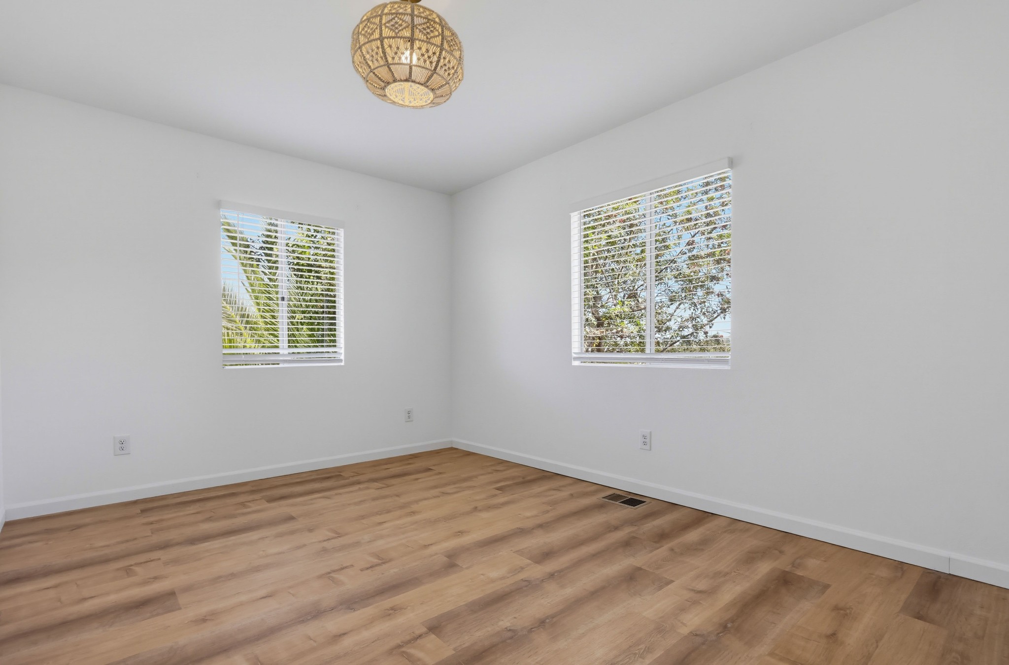 Virtual tour photo 28 of 43 for 7580 Saranac Ave
