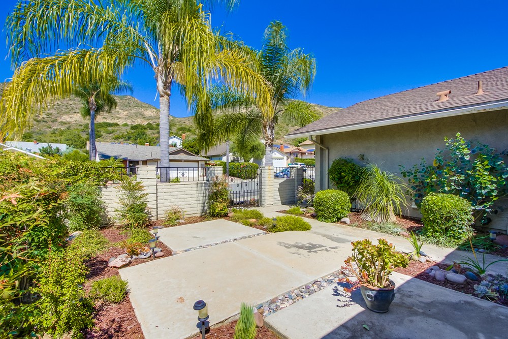 Virtual tour photo 11 of 58 for 7594 Volclay Dr