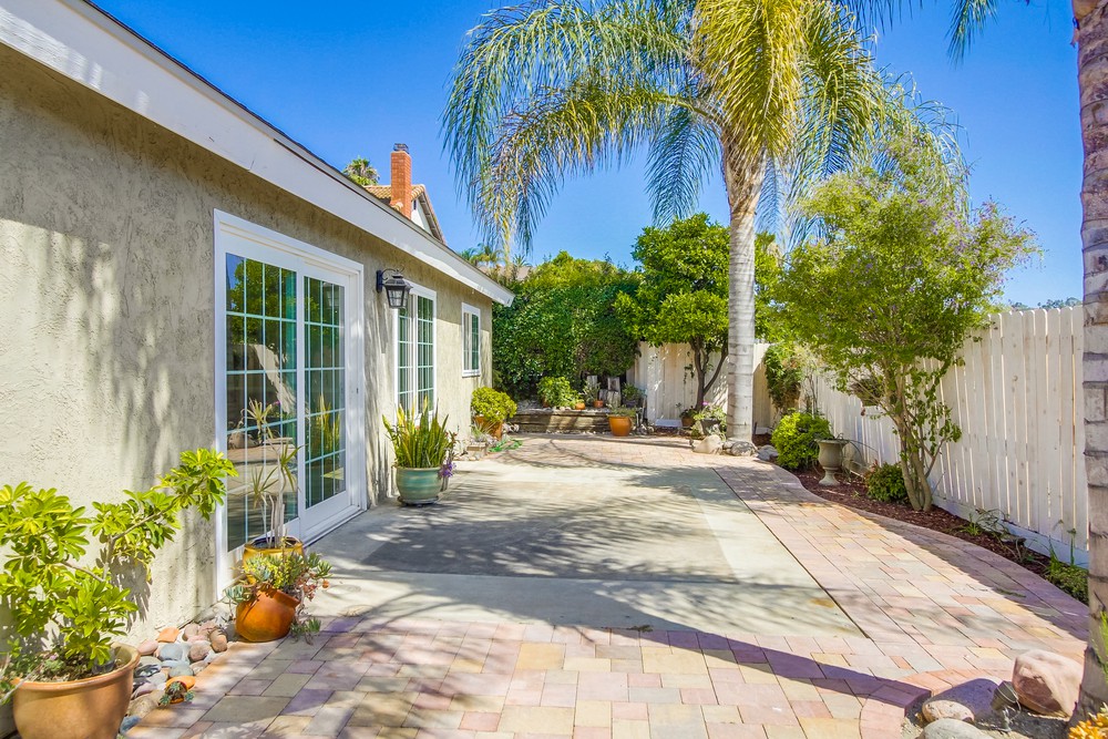Virtual tour photo 52 of 58 for 7594 Volclay Dr