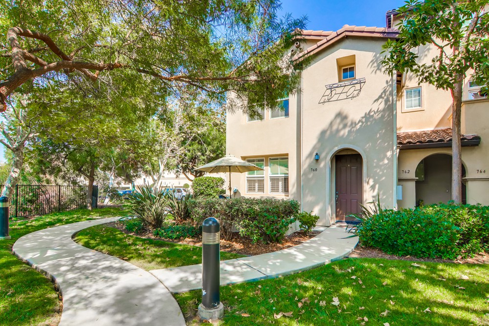 Virtual tour photo 1 of 44 for 760 Anchor Cove