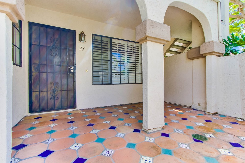 Virtual tour photo 5 of 29 for 7604 Palmilla Drive #33