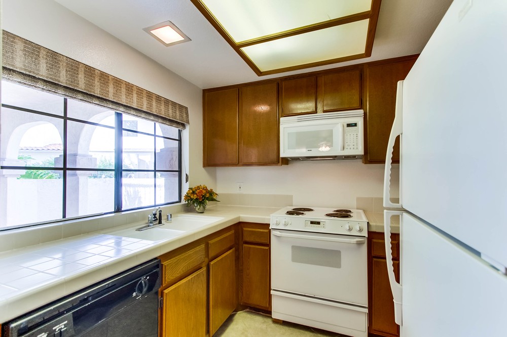 Virtual tour photo 10 of 29 for 7604 Palmilla Drive #33